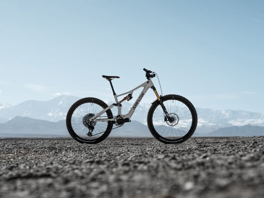 Amflow PX sähkömaastopyörä harmaa | www.vmsport.fi